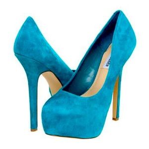 Steve Madden Dejavu Teal Suede Pumps